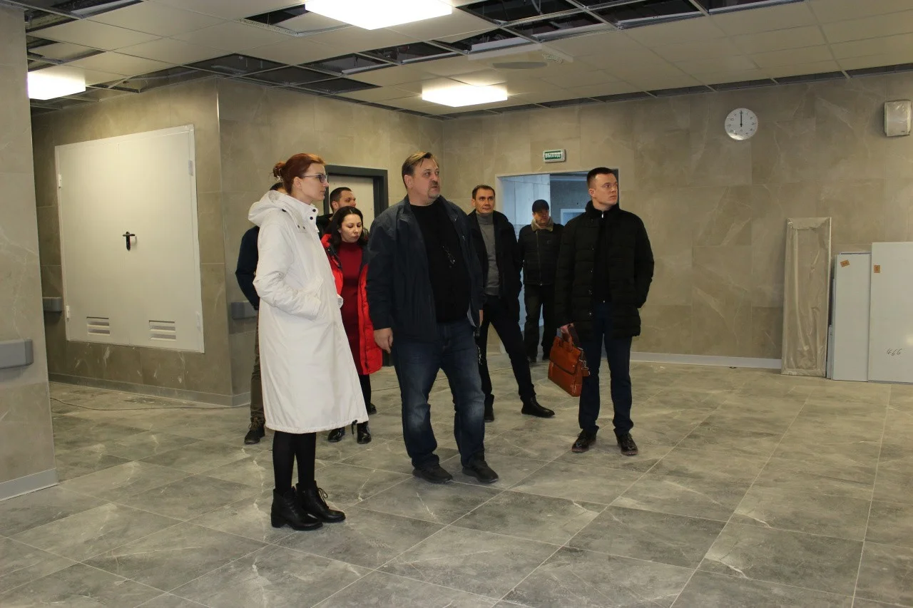 Врачи региона посетили стройплощадку онкологического центра