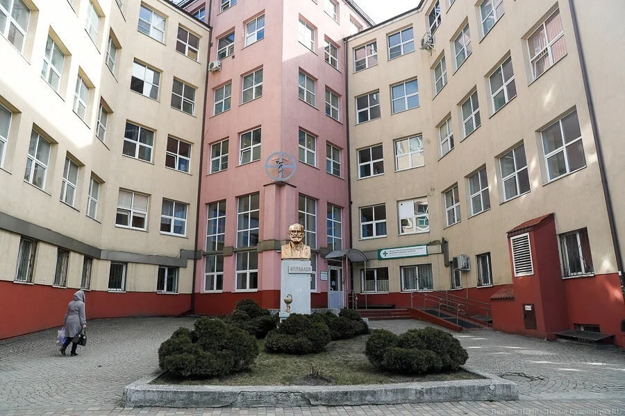 Министр здравоохранения обратился к коллегам по случаю смерти медсестры областной больницы