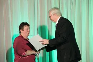 Лучшим врачом года стала сельский педиатр Светлана Пустарнакова Лучшим врачом года стала сельский педиатр Светлана Пустарнакова