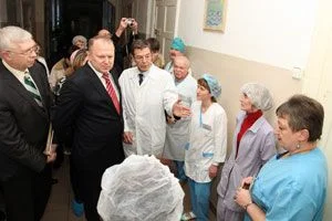 Николай Цуканов: «Для ликвидации кадрового голода в больницах назначим стипендии студентам-медикам и проведем усиленную вербовку в регион врачей с предоставлением квартир» 