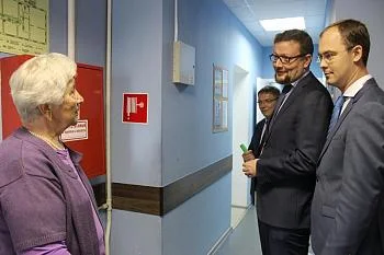  В центре внимания – учреждения здравоохранения и образования