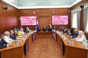 Главный внештатный онколог при Минздраве РФ высоко оценил онкологическую службу региона Главный внештатный онколог при Минздраве РФ высоко оценил онкологическую службу региона