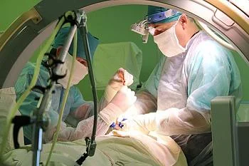 В областной больнице нейрохирурги внедряют новые технологии В областной больнице нейрохирурги внедряют новые технологии